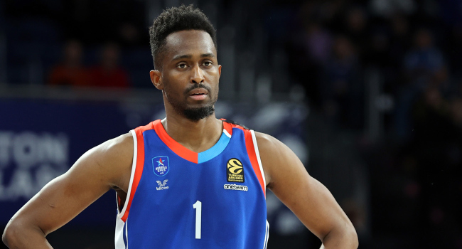 Anadolu Efes'te Beaubois ile yeni sözleşme