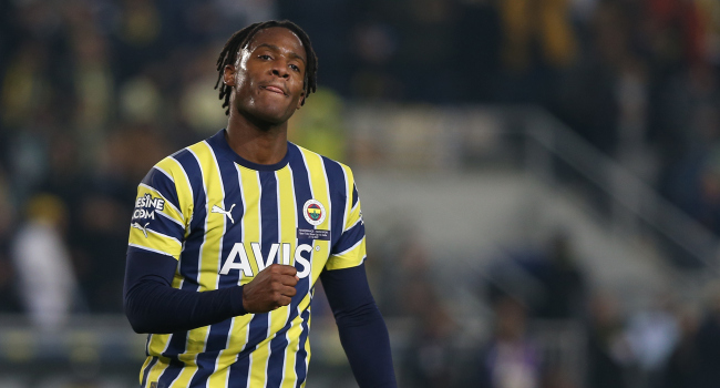 Batshuayi Fenerbahçe'de kalmak istiyor