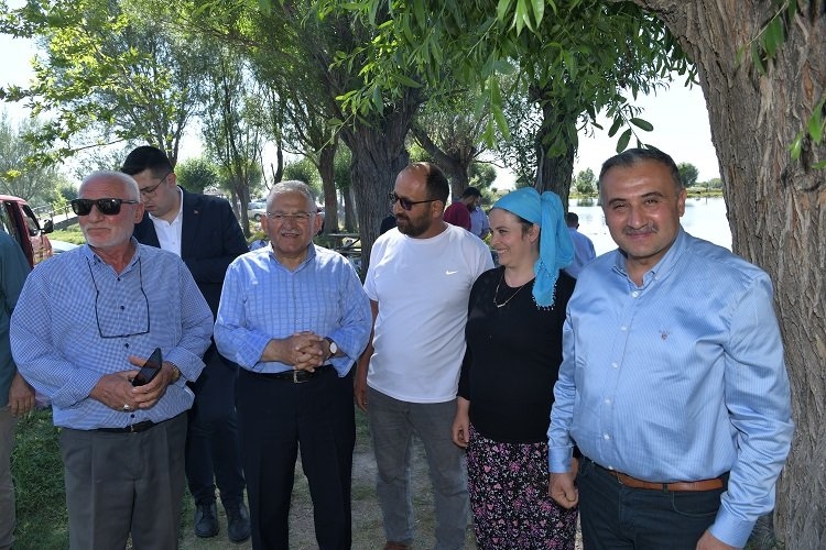 Memduh Büyükkılıç'tan Soysallı mesaisi