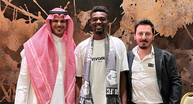 Bernard Mensah, Suudi Arabistan'ın yolunu tuttu