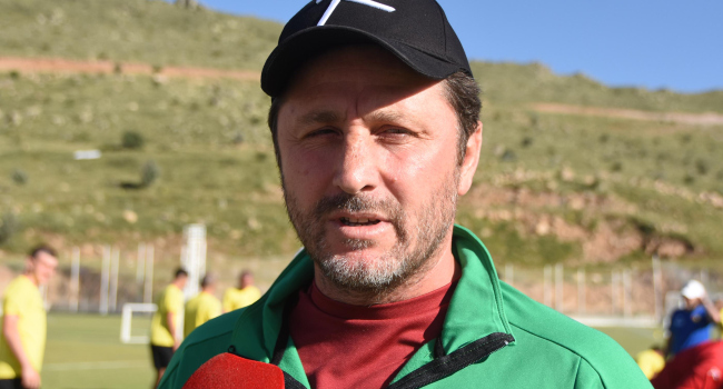 Fatih Tekke: Güçlü bir kadro için çabalıyoruz