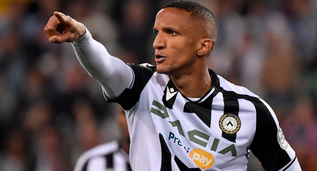 Fenerbahçe Becao'yu KAP'a bildirdi