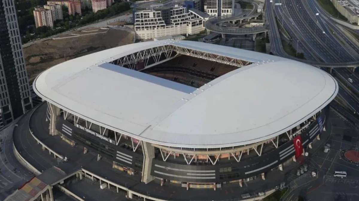 Galatasaray stadyumun adı değişti mi? Galatasaray stadyumunun adı neden değişti, sebebi ne?