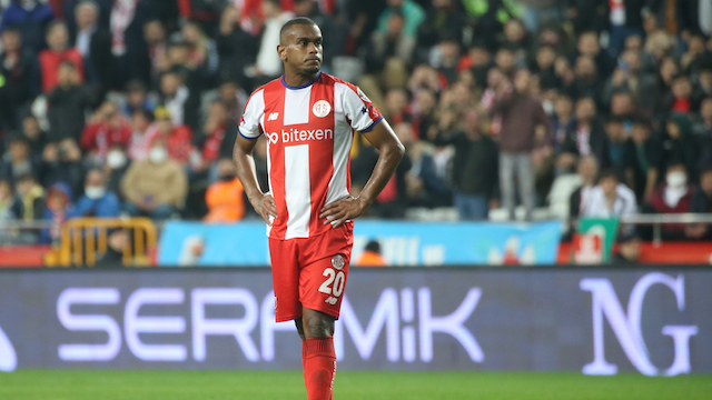 Çaykur Rizespor’ da Fernando Pazarlığı
