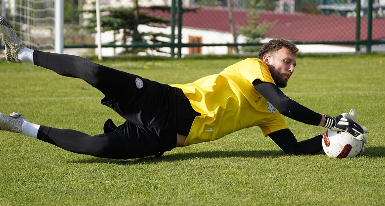 Çaykur Rizespor kalecisi Tarık Çetin: 