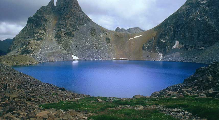 Rize’ nin Ender Göllerinden Karadeniz Gölü