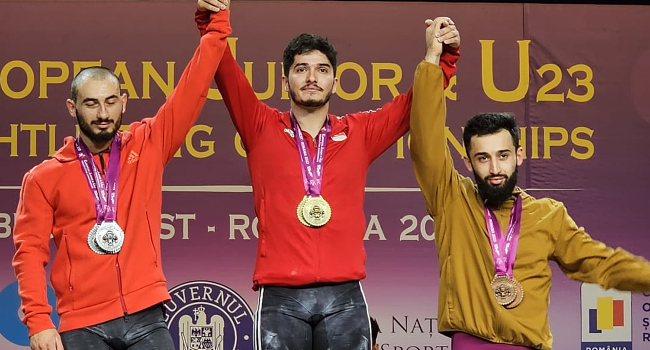 Muhammed Furkan Özbek'ten 2 altın madalya
