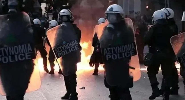 Devler maçı ertelendi: 1 Ölü, çok sayıda yaralı var
