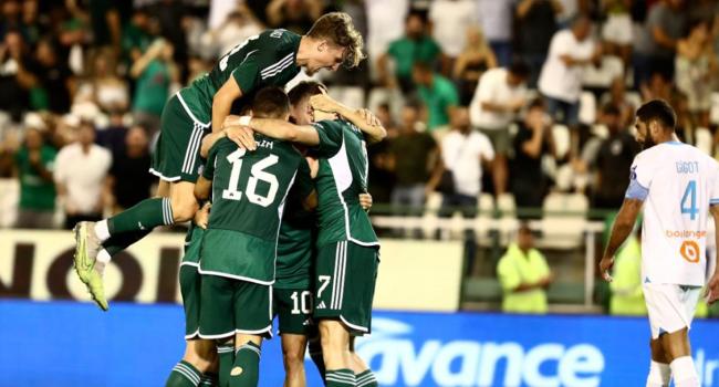 Panathinaikos, evinde galip