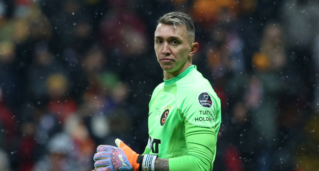 Muslera :