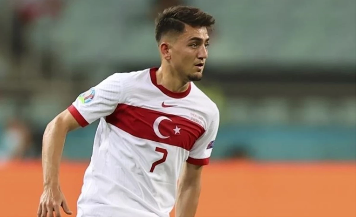 Cengiz Ünder sakatlandı mı, kafasına ne oldu?