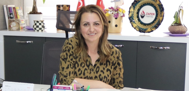 Neslihan Irvana kimdir ve neden istifa etti? Zafer Partisi Ankara İl Başkanı Neslihan Irvana istifa açıklaması!