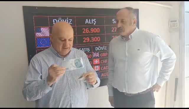 CHP ARTVİN MİLLETVEKİLİ BAYRAKTUTAN: “PARANIN NASIL PULA DÖNDÜĞÜNÜ GÖSTERMEK AÇISINDAN 100 TL VERİYORUZ 9,5 LARİ ALIYORUZ