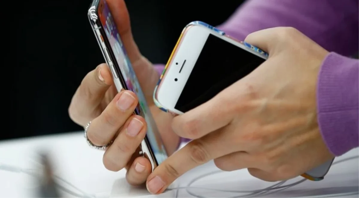 Vergisiz iPhone var mı, hangi modeller? iPhone öğrencilere vergisiz satılacak mı?
