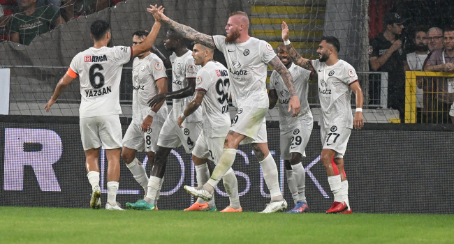 Çorum FK, İzmir'de galip
