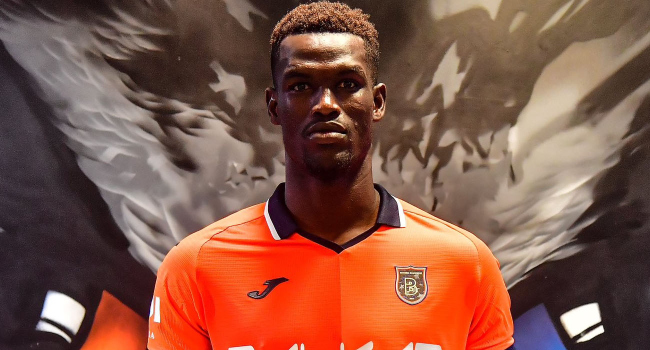 Başakşehir'den stoper transferi