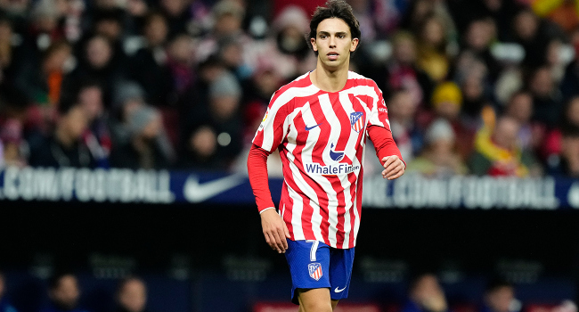 Joao Felix resmen Barcelona'da
