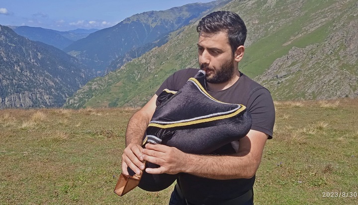 Kale Köyüne genç bir muhtar aday talip oldu