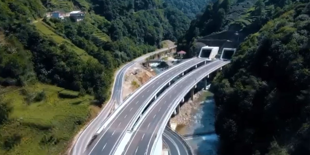 Bakan Uraloğlu, İyidere - İkizdere Yolu ile Hurmalık Tünellerinden 2 Yılda 43 Milyonluk Tasarruf Edildi