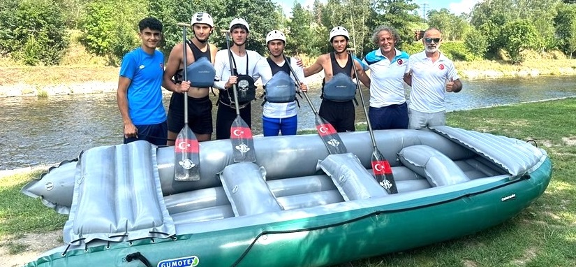 Çaykur Spor U19 Rafting Milli Takımı Avrupa Şampiyonu Oldu