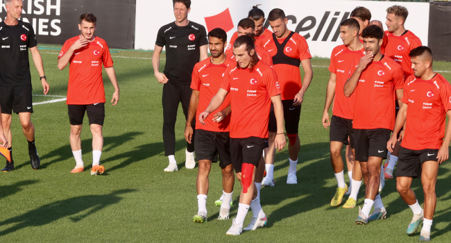 A Milli Futbol Takım'da Ermenistan mesaisi başladı