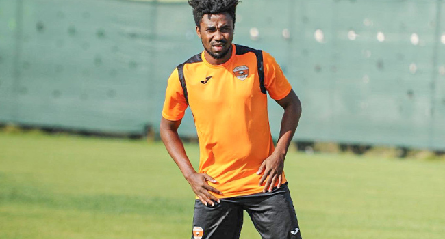 Tetteh ile yollar ayrıldı