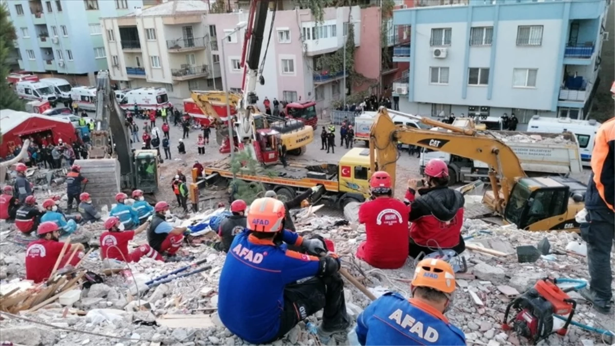 15 Eylül 2023 Az Önce İzmir'de deprem oldu mu?