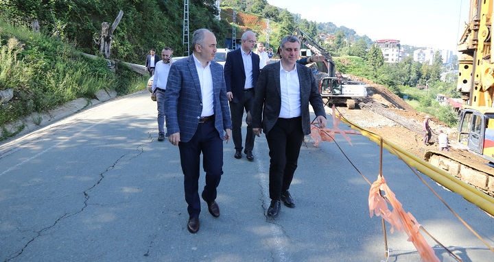 Başkan Rahmi Metin Beraberindeki Heyetle Birlikte Yatırımları Yerinde İnceledi
