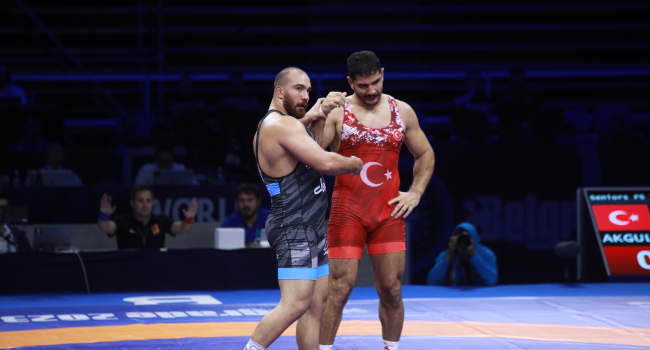 Taha Akgül yarı finalde kaybetti