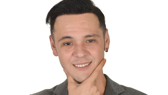 Mesut  Tayyar: Altın Oran Bir Yüze Uyuyorum…
