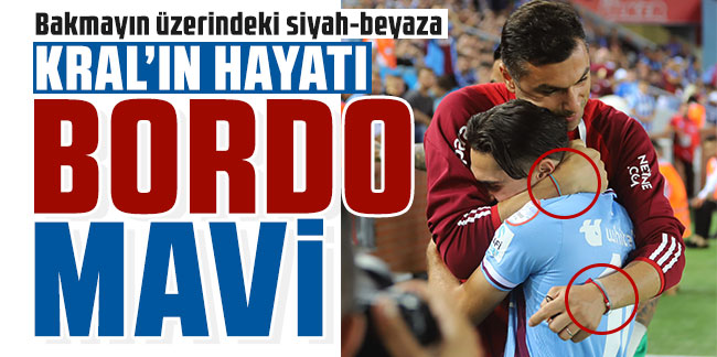 Bakmayın üzerindeki siyah-beyaza ‘Kral’ın hayatı bordo-mavi
