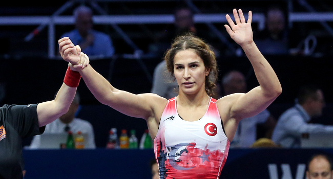 Buse Tosun Çavuşoğlu'ndan iki güzel haber