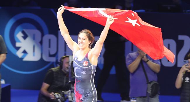 Buse Tosun Çavuşoğlu dünya şampiyonu oldu