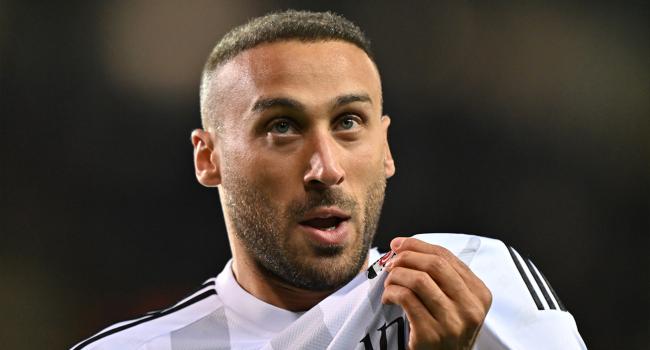 Cenk Tosun, Quaresma ve Bobo'yu yakaladı