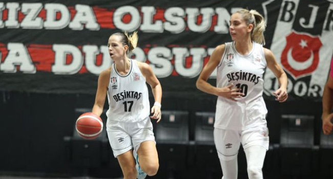 Beşiktaş Antalya'da kayıp