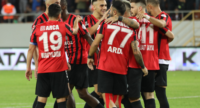 Çorum FK'dan bu sezonki ilk iç saha galibiyeti