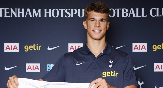 Tottenham'dan defansa genç takviye