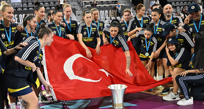 Süper Kupa Fenerbahçe Alagöz'ün