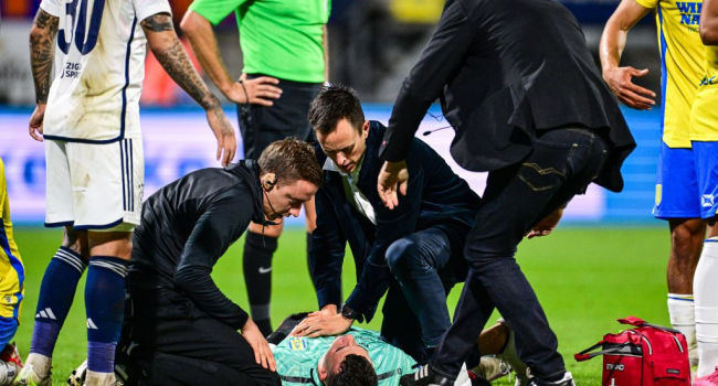 Waalwijk-Ajax maçında korkutan anlar