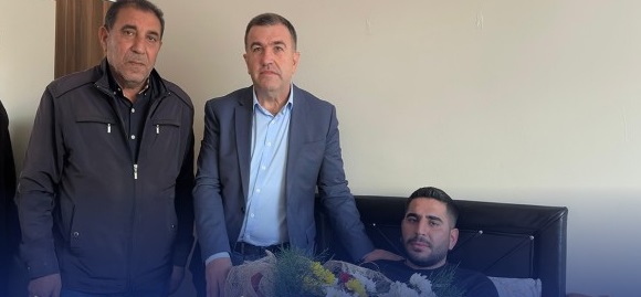 Vali Eldivan Yaralanan Uzman Çavuş Muhittin Can’ı Evinde Ziyaret Etti