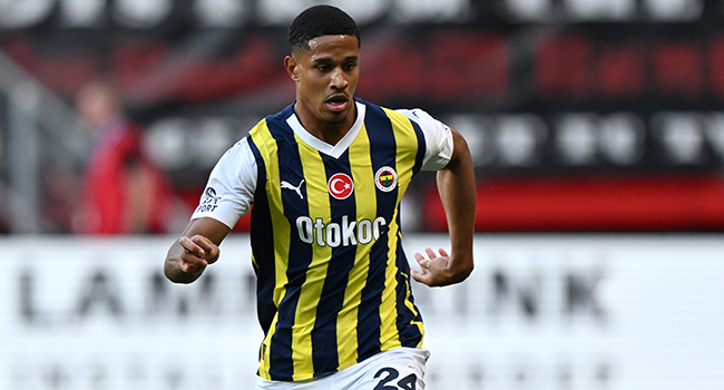 Fenerbahçe'nin parlayan yıldızı Oosterwolde