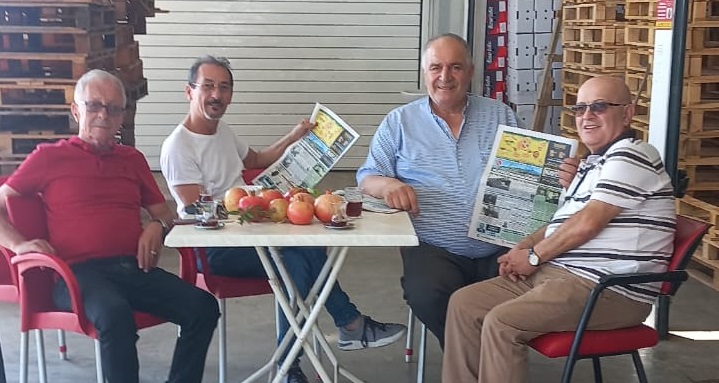Finike’ deki Rizeli İş İnsanı Ömer Aydın Öztürk Duayen Gazetecileri Konuk Etti
