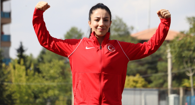 Evin Demirhan'ın hedefi olimpiyat madalyası