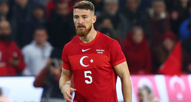 Salih Özcan hangi takımda oynuyor? Hangi mevkii?