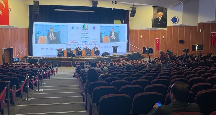 Hager, “Yapılarda Dönüşüm Zirvesi’nde  sürdürülebilir çözümlerini sergiledi