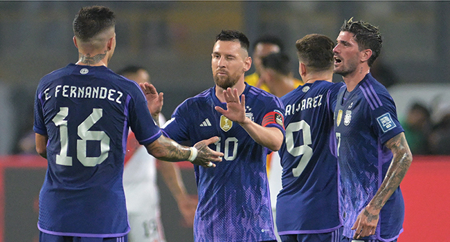 Arjantin, Peru'yu Messi'yle yıktı