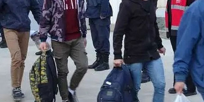 Artvin'de Yasa Dışı Yollarla Giren 2 Göçmen Yakalandı