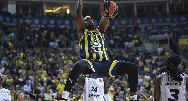 Fenerbahçe Beko'dan müthiş geri dönüş