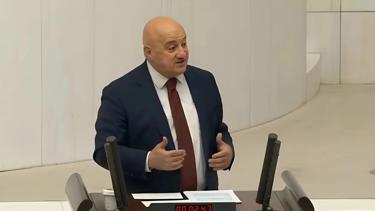 Bayraktutan’dan ‘Acil Yardım Hastanesi’ talebi