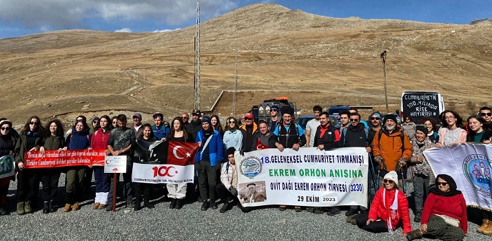 Ekrem Orhon'un İsmi Artık Zirvede Yaşayacak